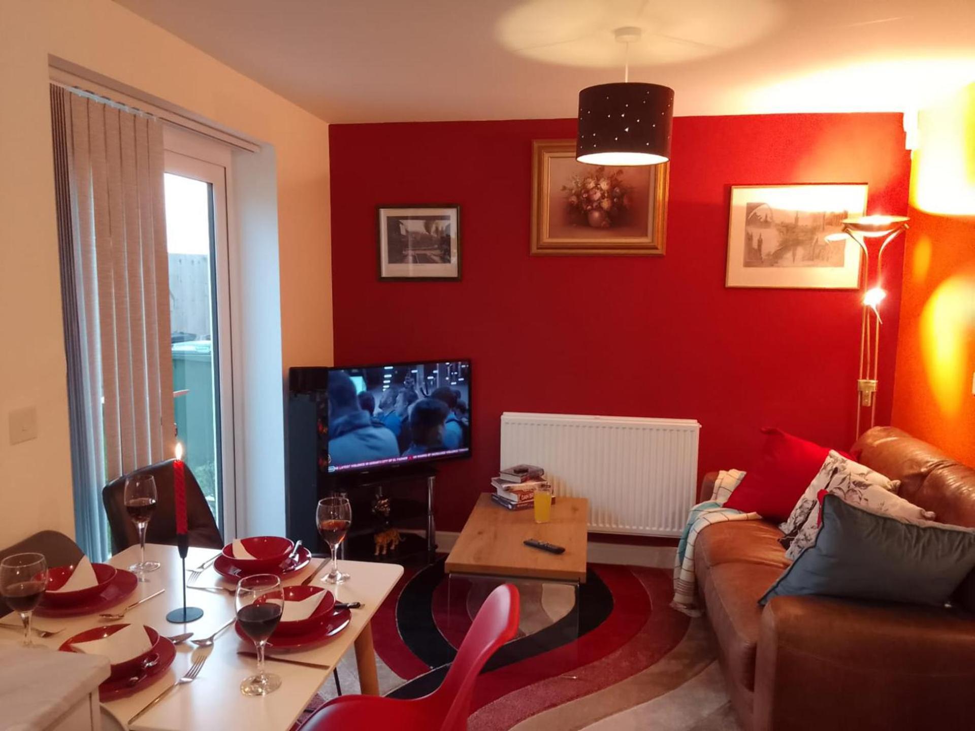 Ideal Home & Cottage Inviting 4 Bedroom Apartments Walsall Zewnętrze zdjęcie