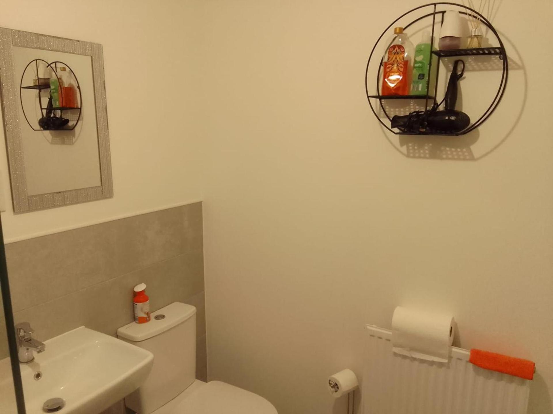 Ideal Home & Cottage Inviting 4 Bedroom Apartments Walsall Zewnętrze zdjęcie